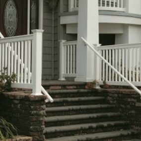 Secondary Handrail 3 pg17 2 Carolina Vinyl
